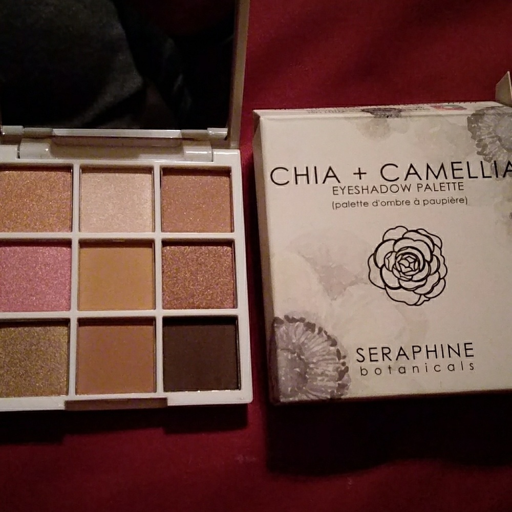 Chia + Camellia eye shadow seraphine